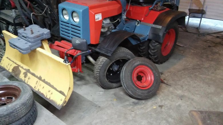 Мини-трактор Курганмашзавод КМЗ-012