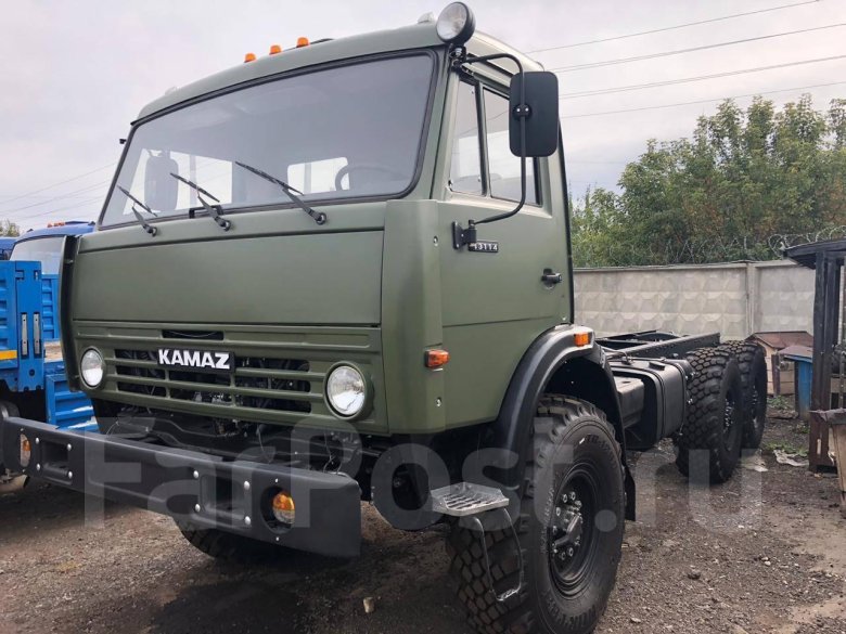 КАМАЗ 43118 армейский
