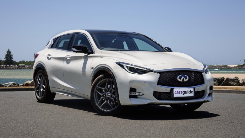 Infiniti q30