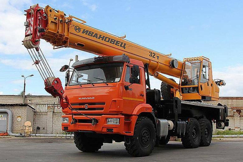 Кран Ивановец 32т