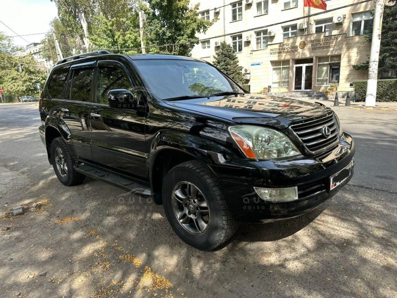 Лексус 470 2005