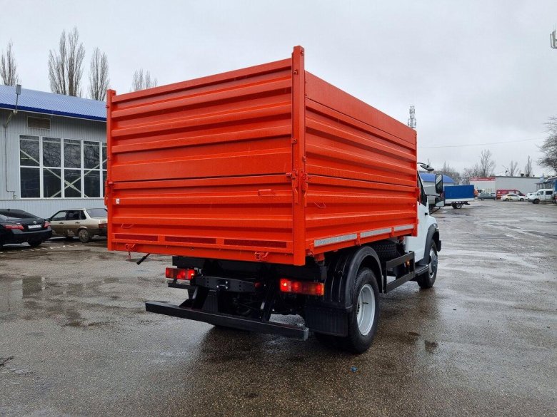 ГАЗ-САЗ-2507 самосвал