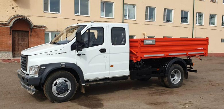 Автомобиль