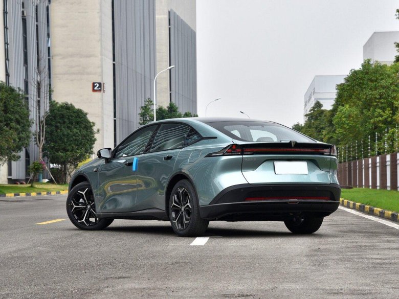 Автомобиль