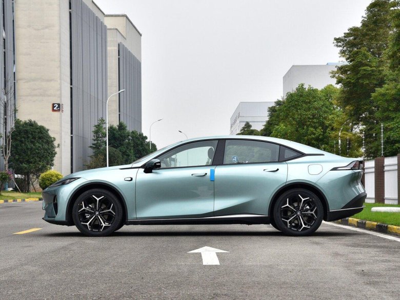 Автомобиль