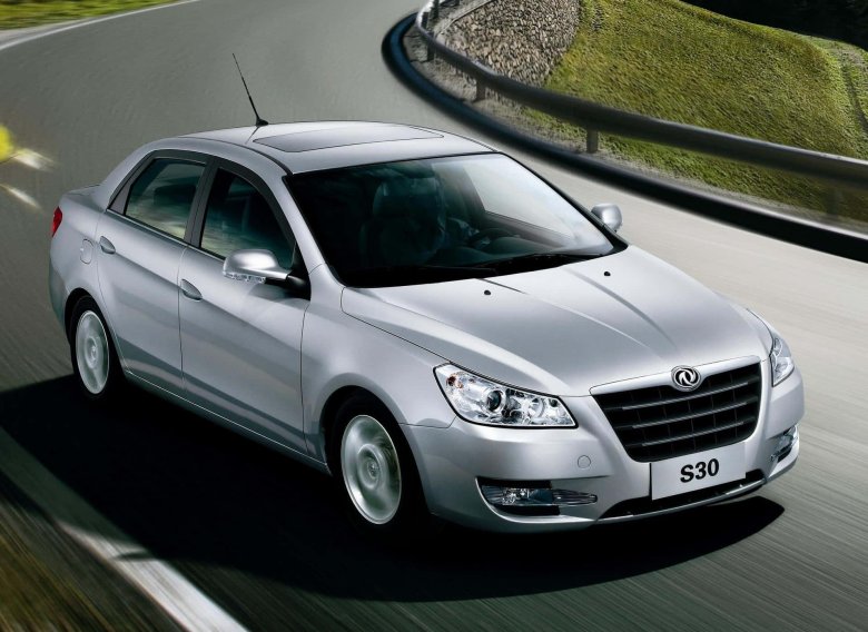 Донг фенг седан