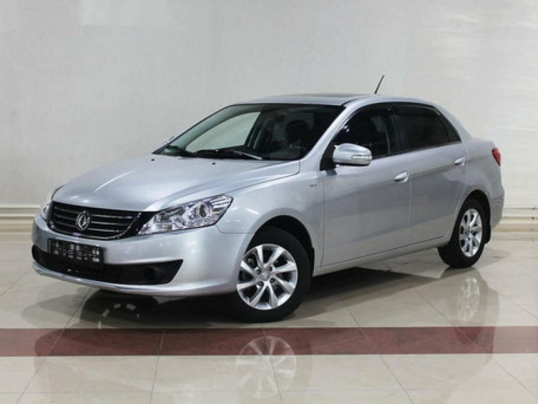 Донг Фенг s30