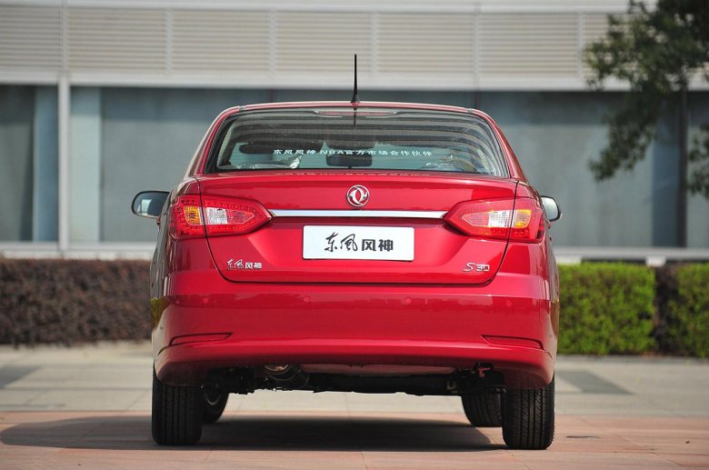 Донг Фенг с30