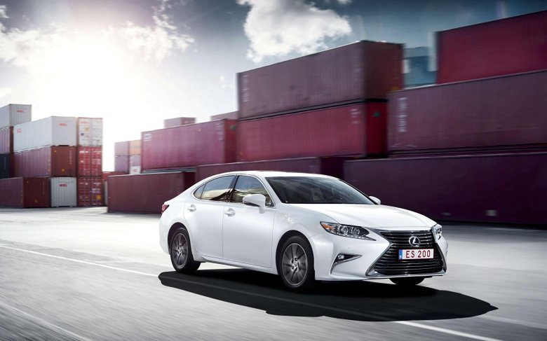 Lexus es 200