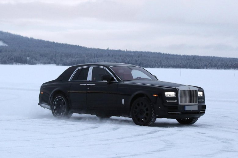 Роллс Ройс внедорожник