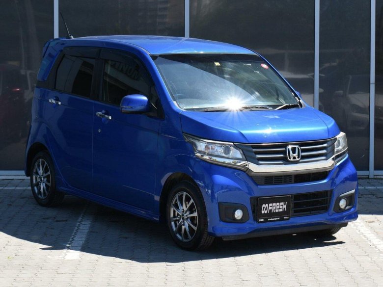 Nissan elgrand ii (e51)