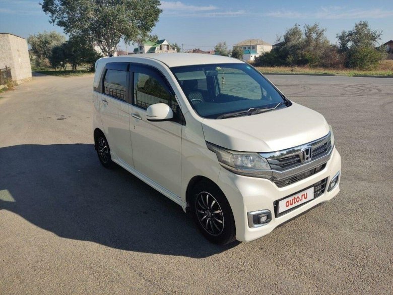 Nissan elgrand ii (e51)