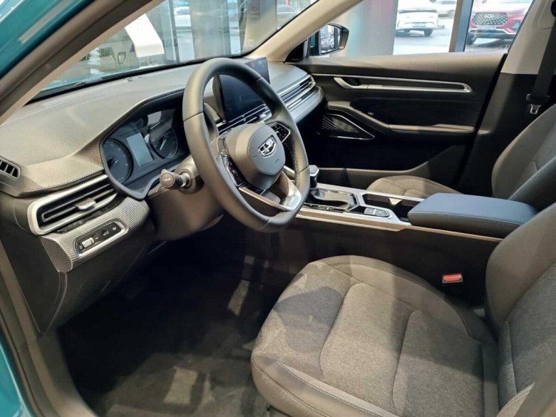 Geely Emgrand 2023 коробка