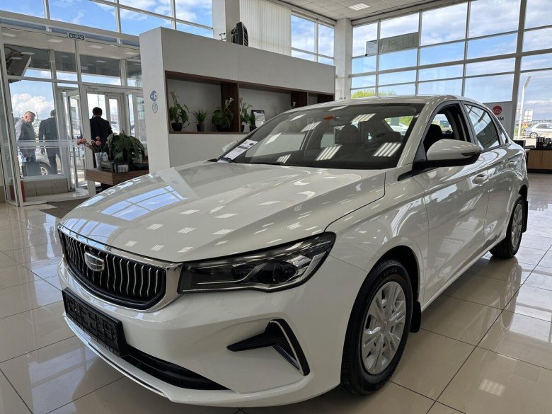 Geely Emgrand flagship 2023