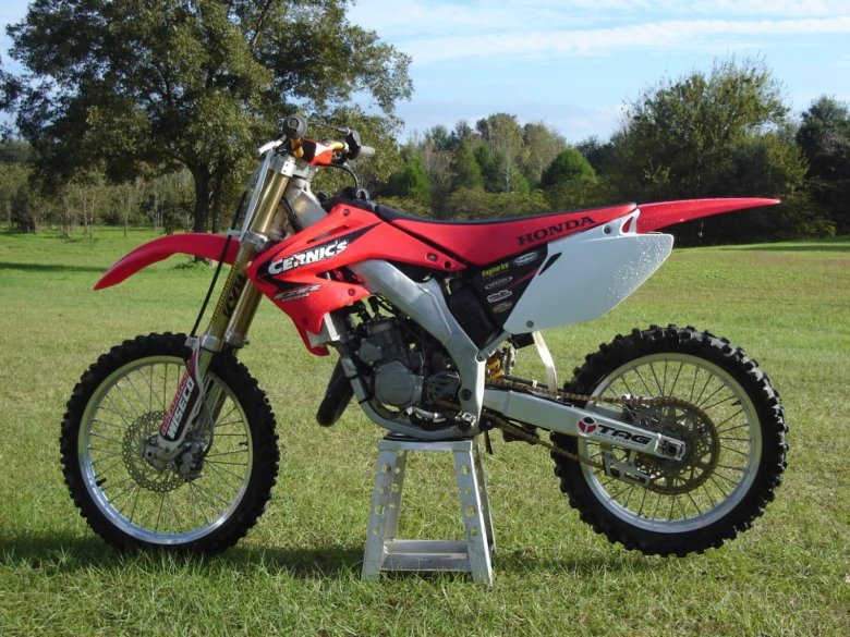 Honda cr125r