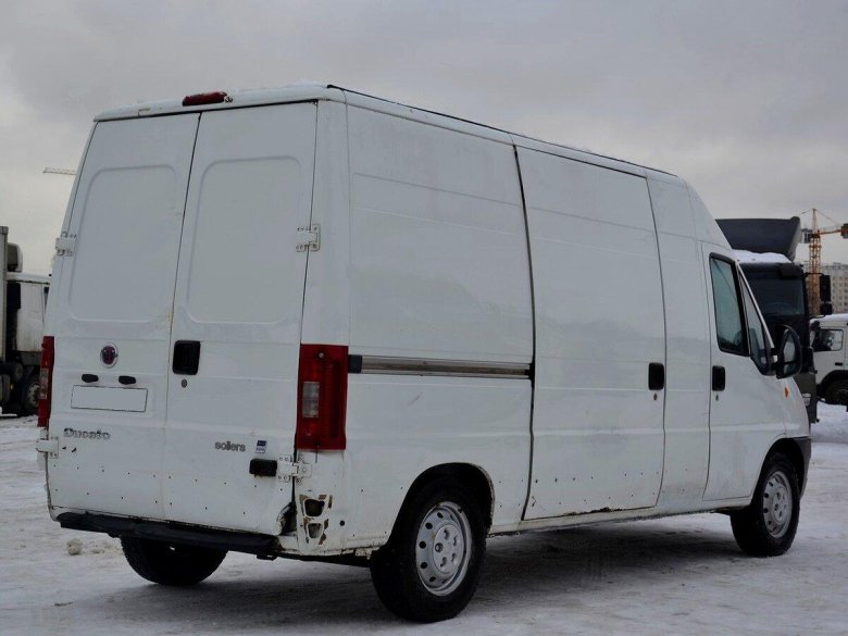 Внутри автомобиля