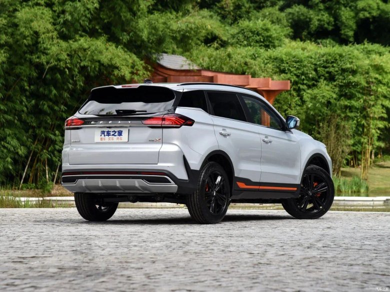 Geely новый Atlas Pro