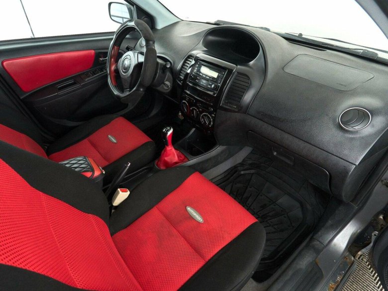 Внутри автомобиля