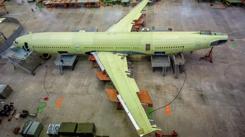 Ил-96 пассажирский самолёт