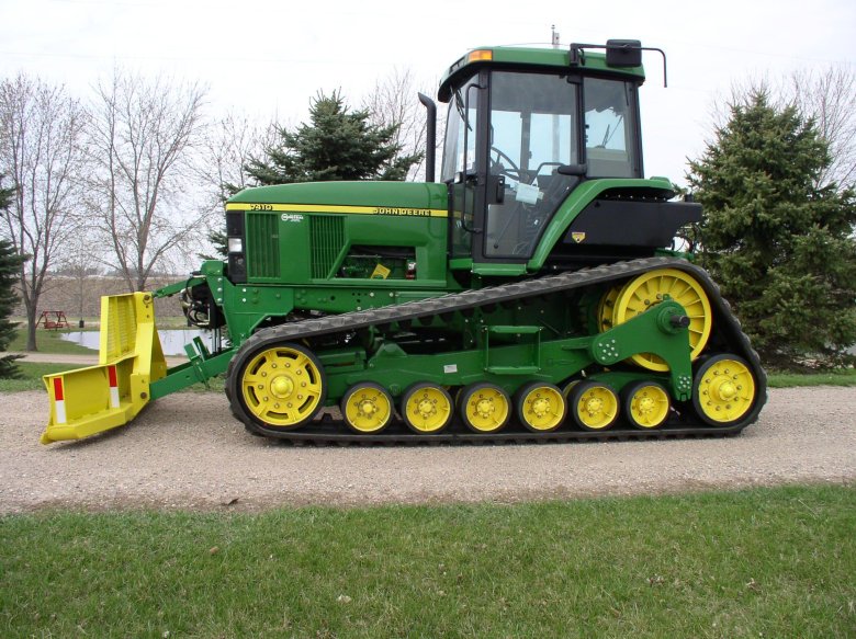 Гусеничный минитрактор Джон Дир