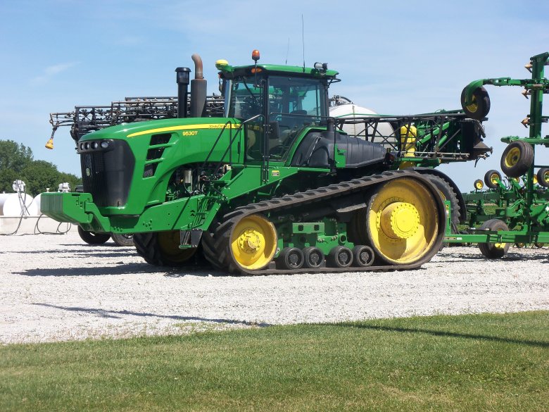 John Deere 9530