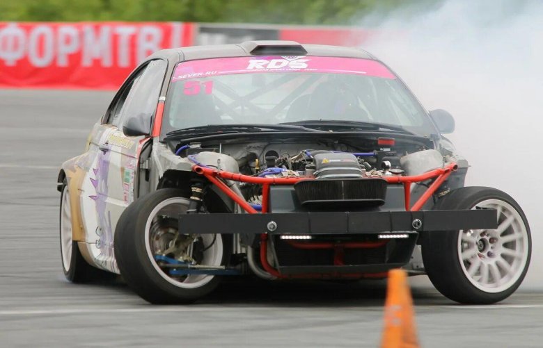 Выворот на дрифт корчах