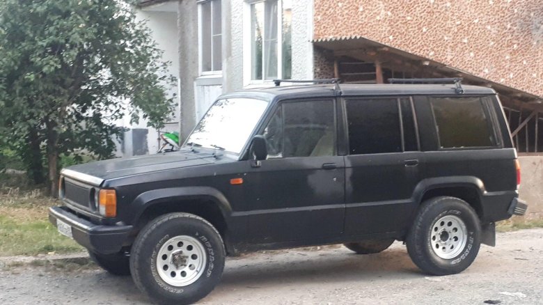 Isuzu Trooper 1