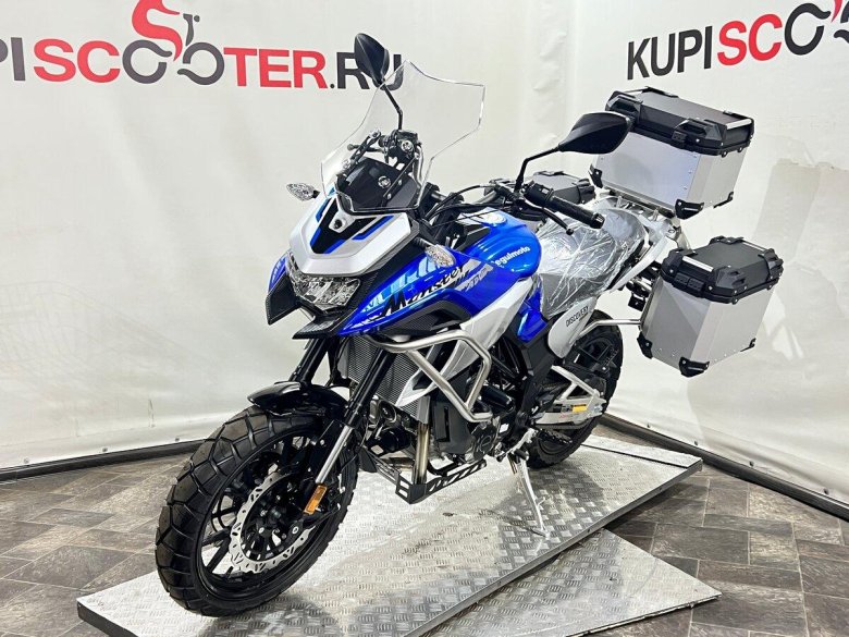 Regulmoto CROSSTREC 300 2024