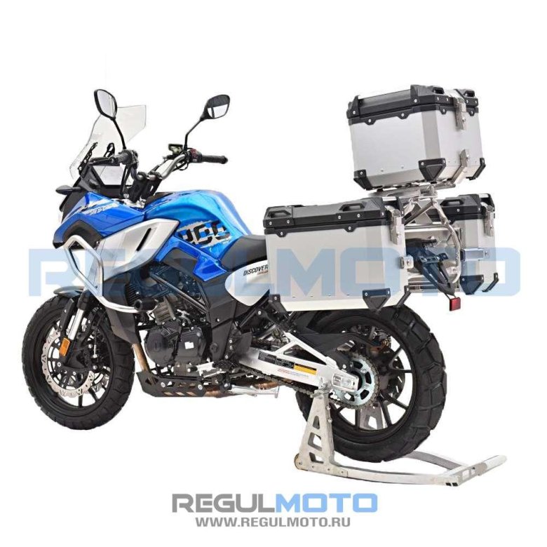 Регулмото Дискавери 400