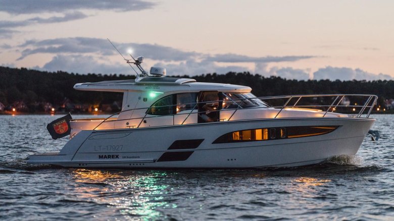 Катер marex 330
