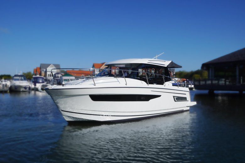 Автомобиль