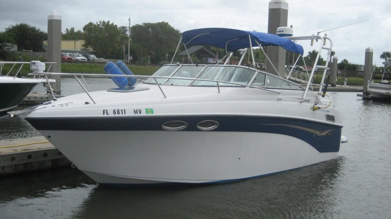 Crownline 242 CR