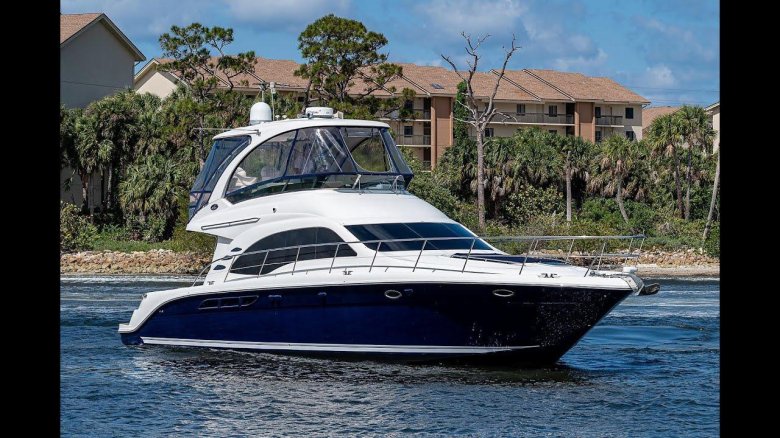 Яхта моторная Першинг