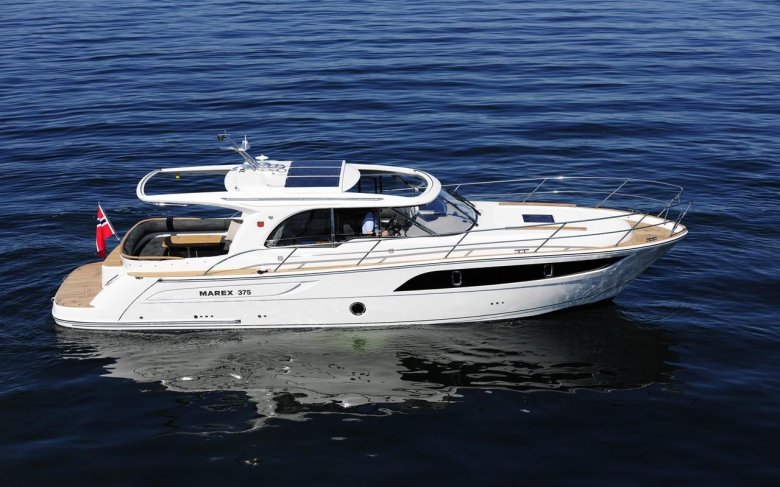 Моторная яхта Marex 320 aft