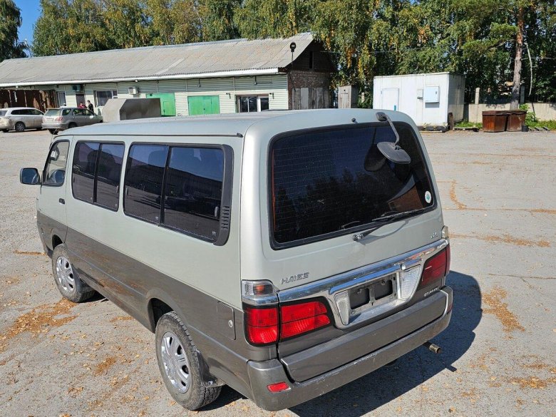 Toyota hiace h100
