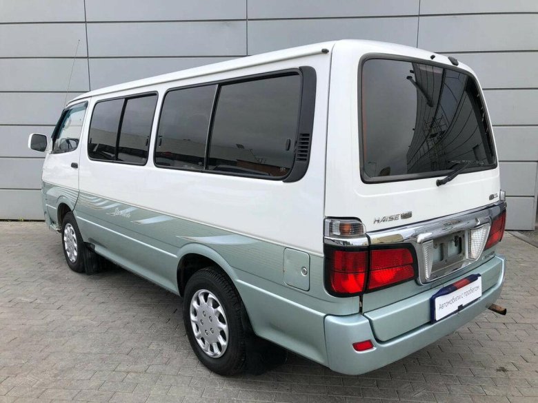 Toyota hiace h200