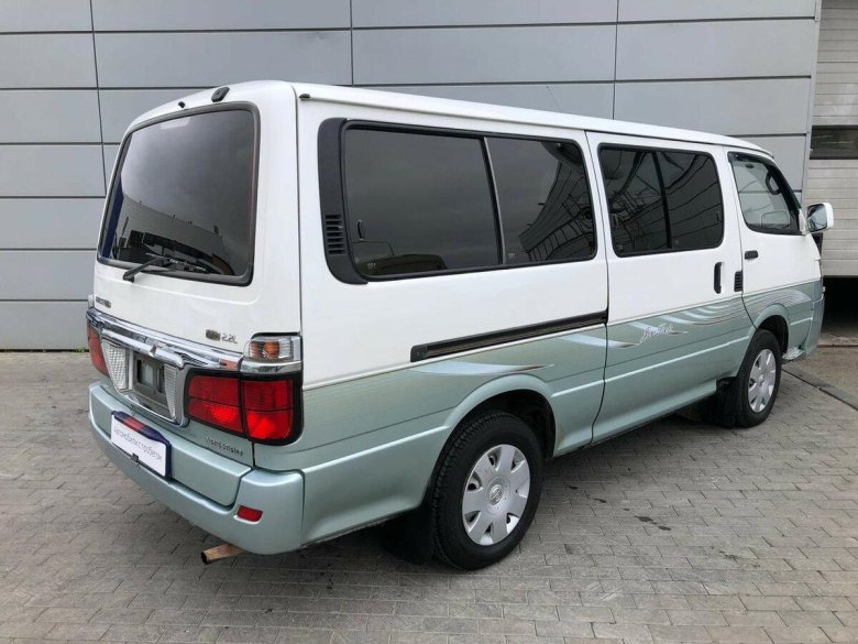 Toyota hiace h100