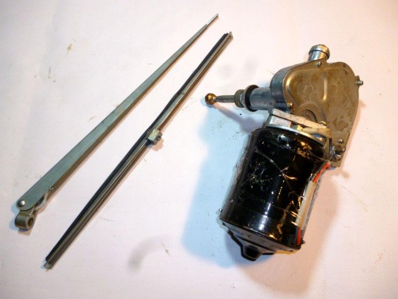 Стеклоочиститель ДТ-75