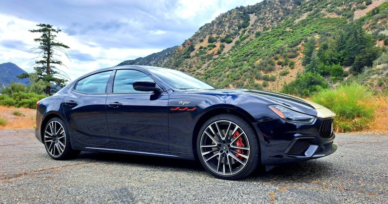 Автомобиль