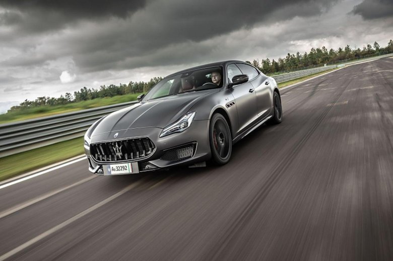 Мазерати Quattroporte Trofeo
