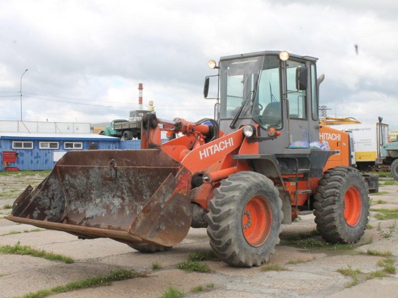 Фронтальный погрузчик Хитачи 80