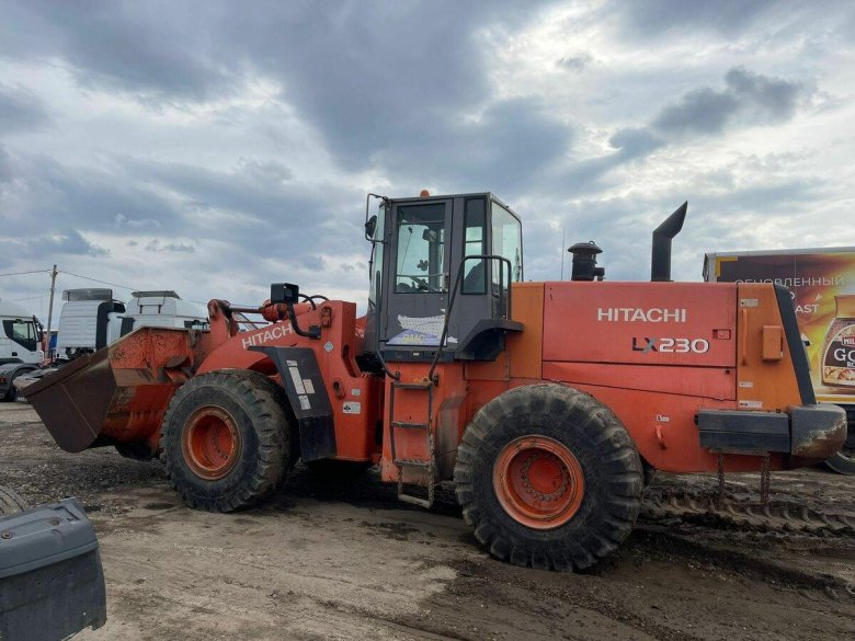Фронтальный погрузчик Hitachi lx130