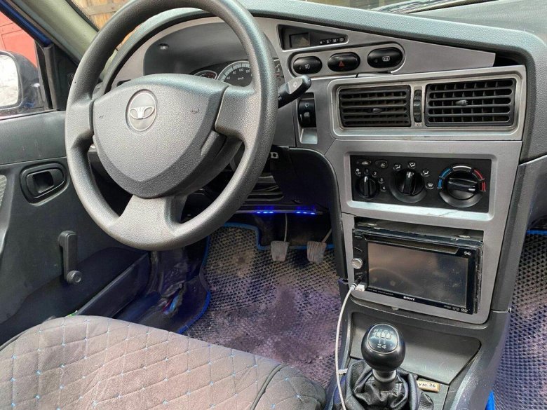 Внутри автомобиля