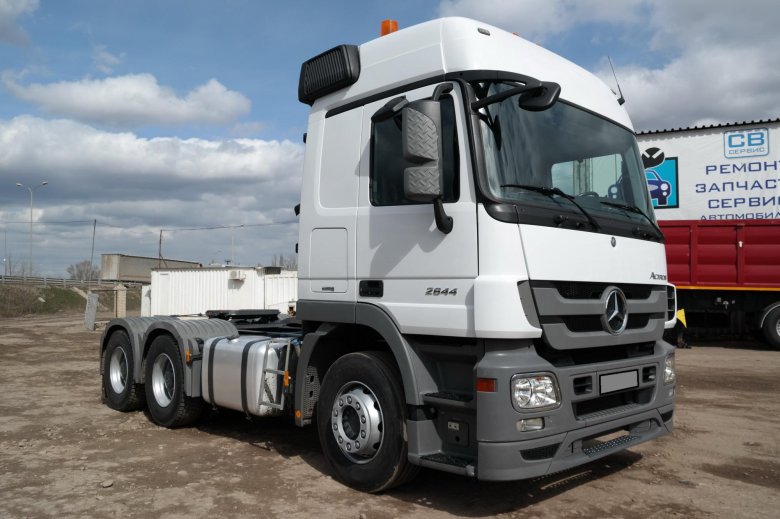 Mercedes Benz Actros 2641