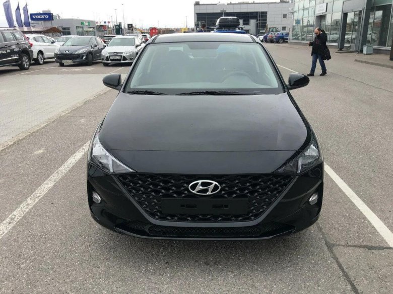 Hyundai Solaris 2021 черный