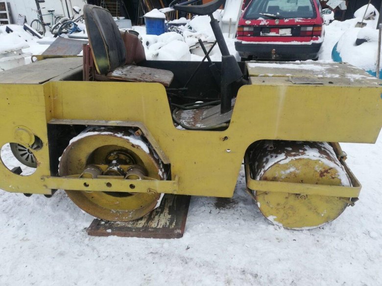 Каток дорожный Ду-54