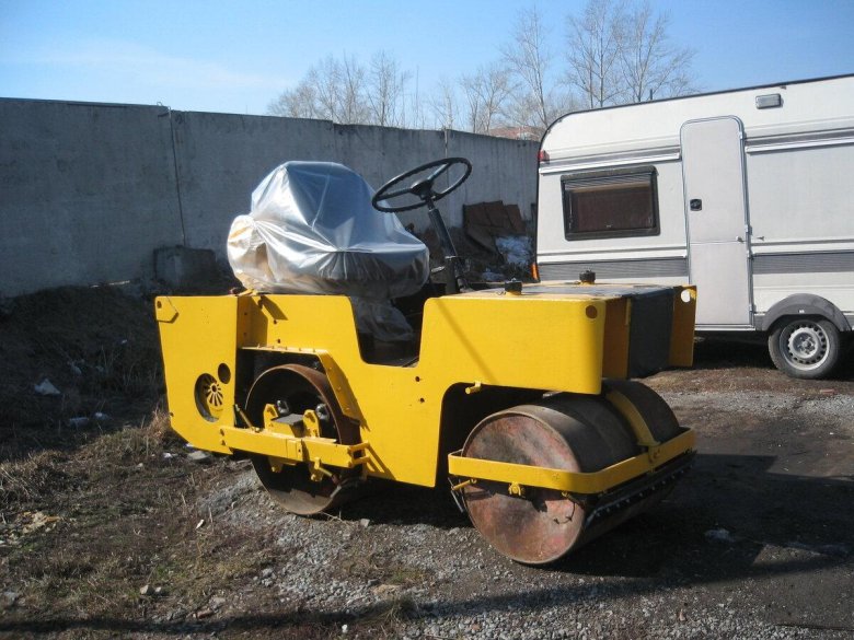 Каток Ду-54 ВИБРОВАЛЕЦ