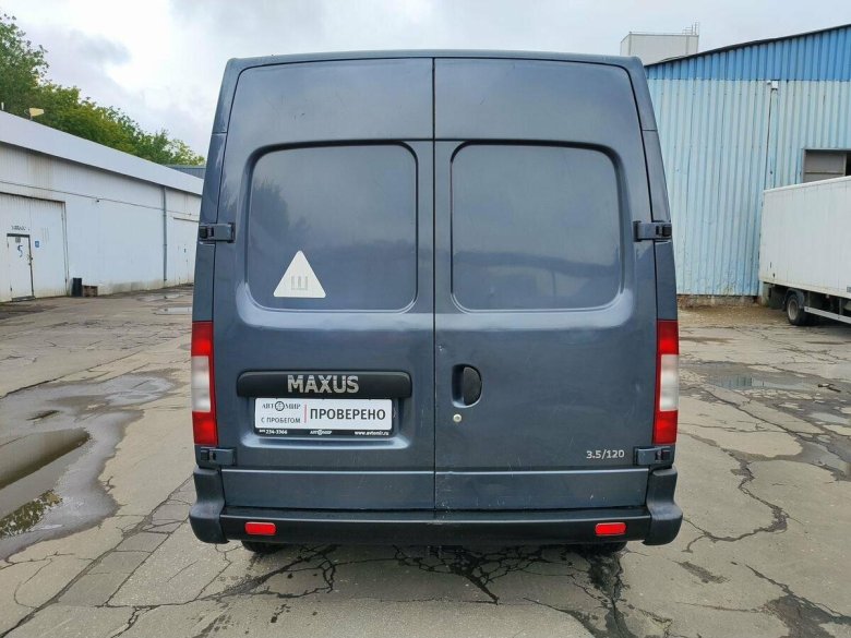 Внутри автомобиля