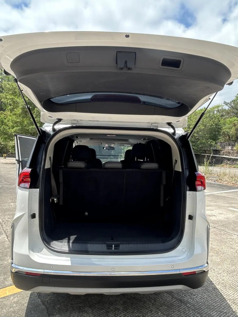 Автомобиль