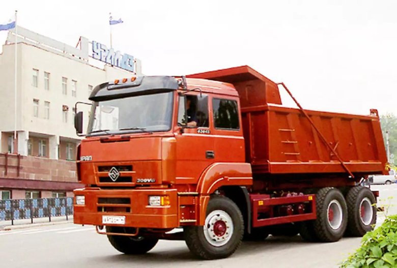 Урал самосвал бескапотник